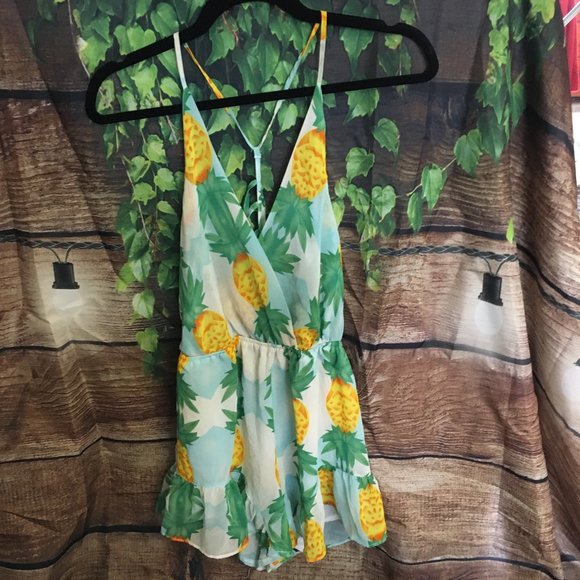 🍍Pineapple Razor Back Shorts Romper - Picture 2 of 11